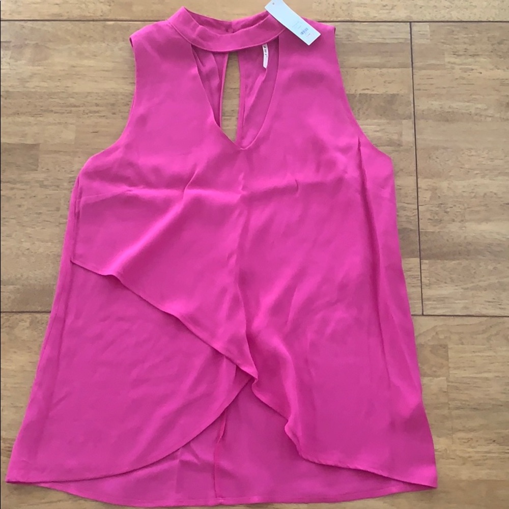 Sleeveless top